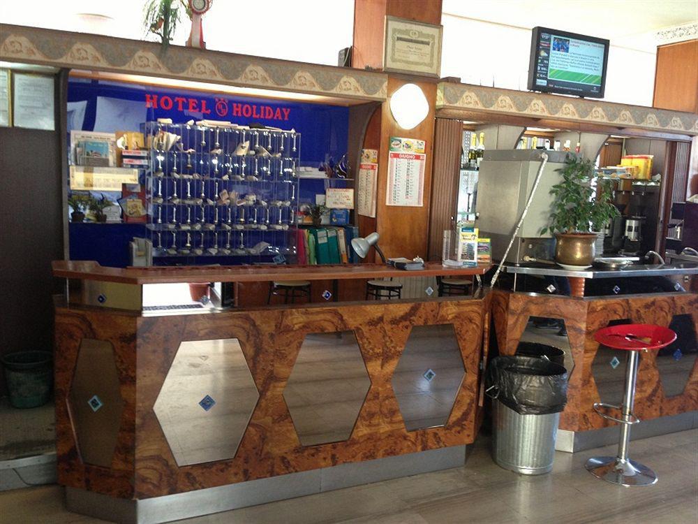 Hotel Holiday Pescara Luaran gambar